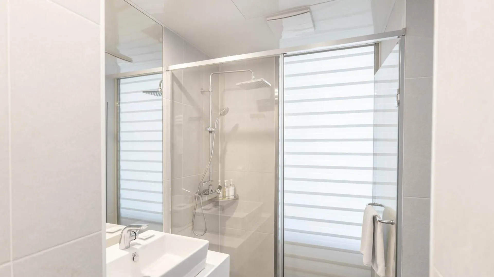 Northharbor Hotel Busan 4*,